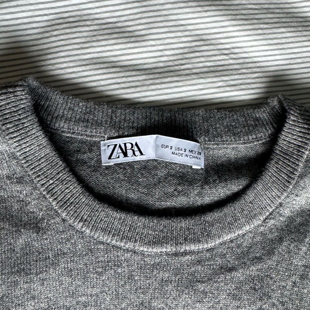 Zara Gray Crewneck Sweater Classic Knit